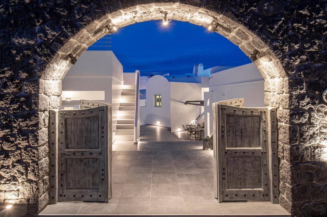 Sole D'Oro Luxury Suites Oia  Exterior photo