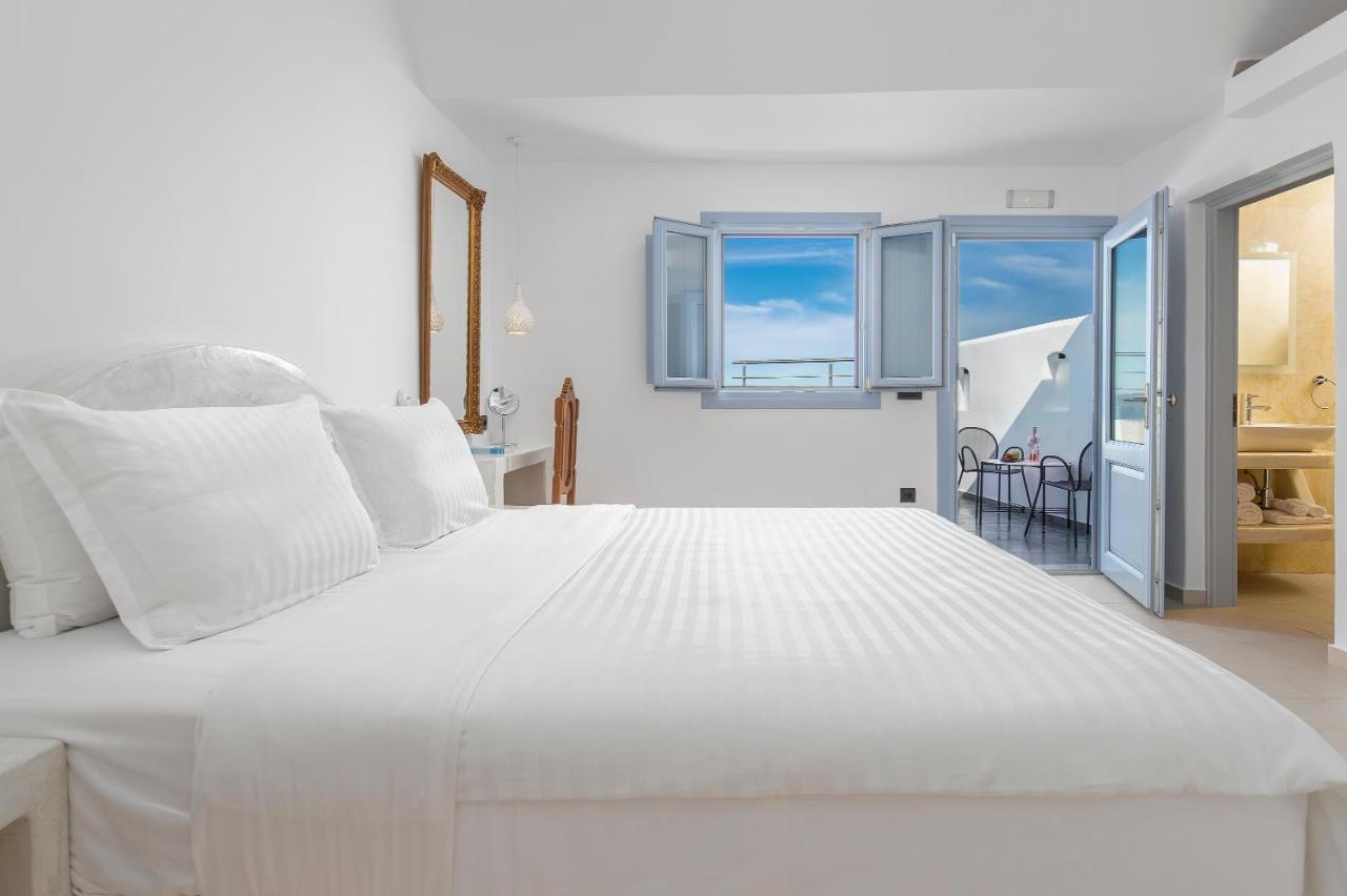 Sole D'Oro Luxury Suites Oia  Exterior photo