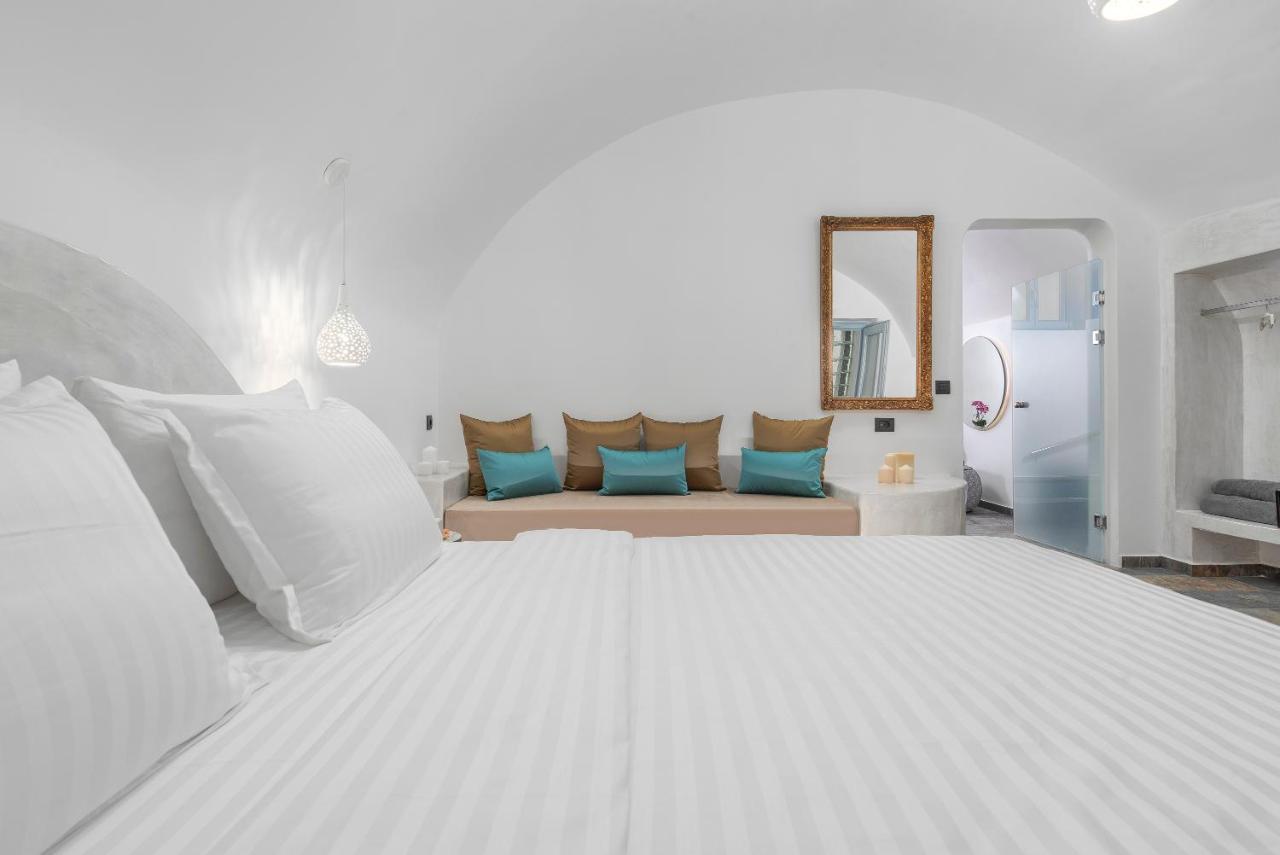 Sole D'Oro Luxury Suites Oia  Room photo