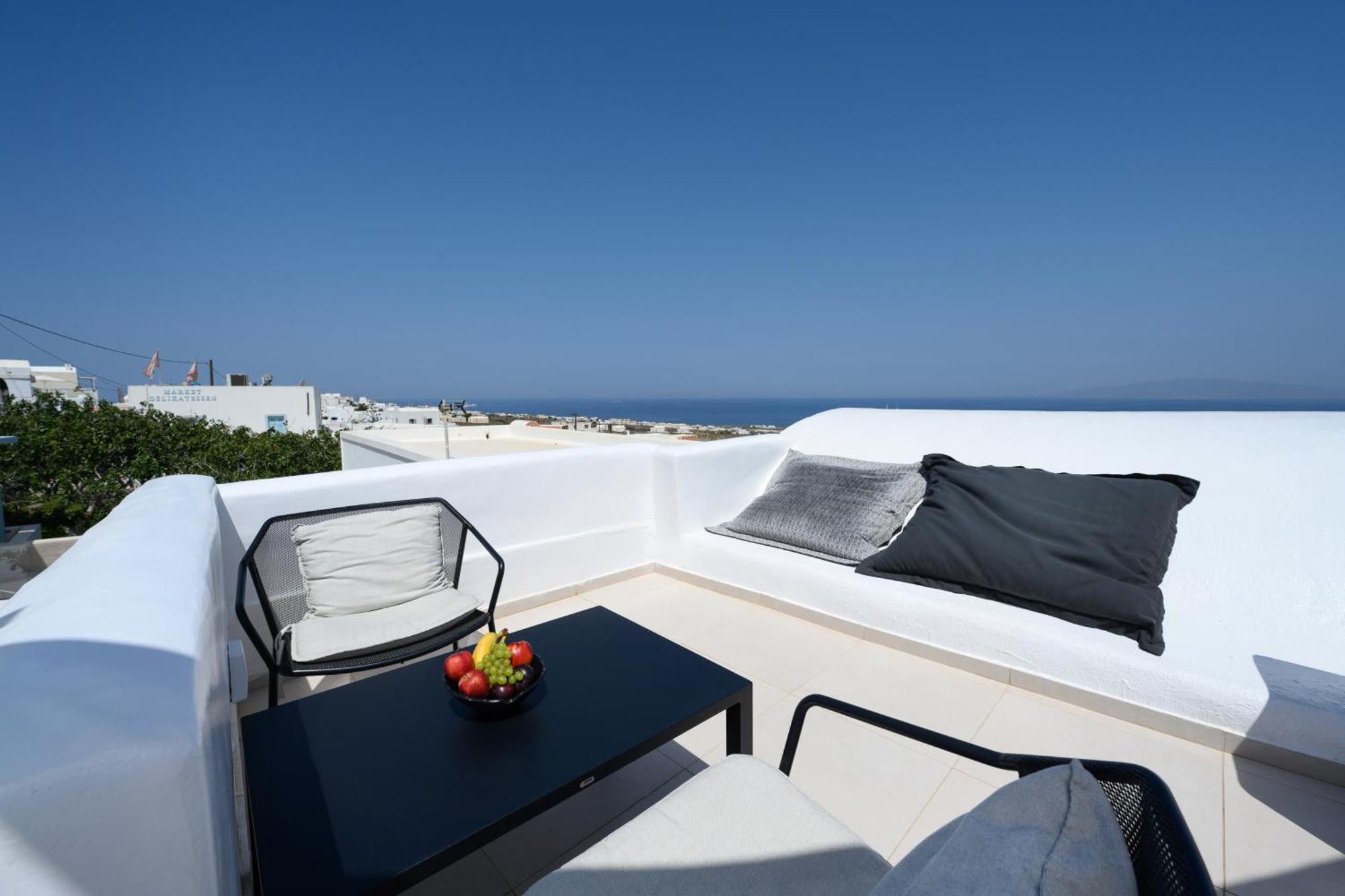 Sole D'Oro Luxury Suites Oia  Exterior photo