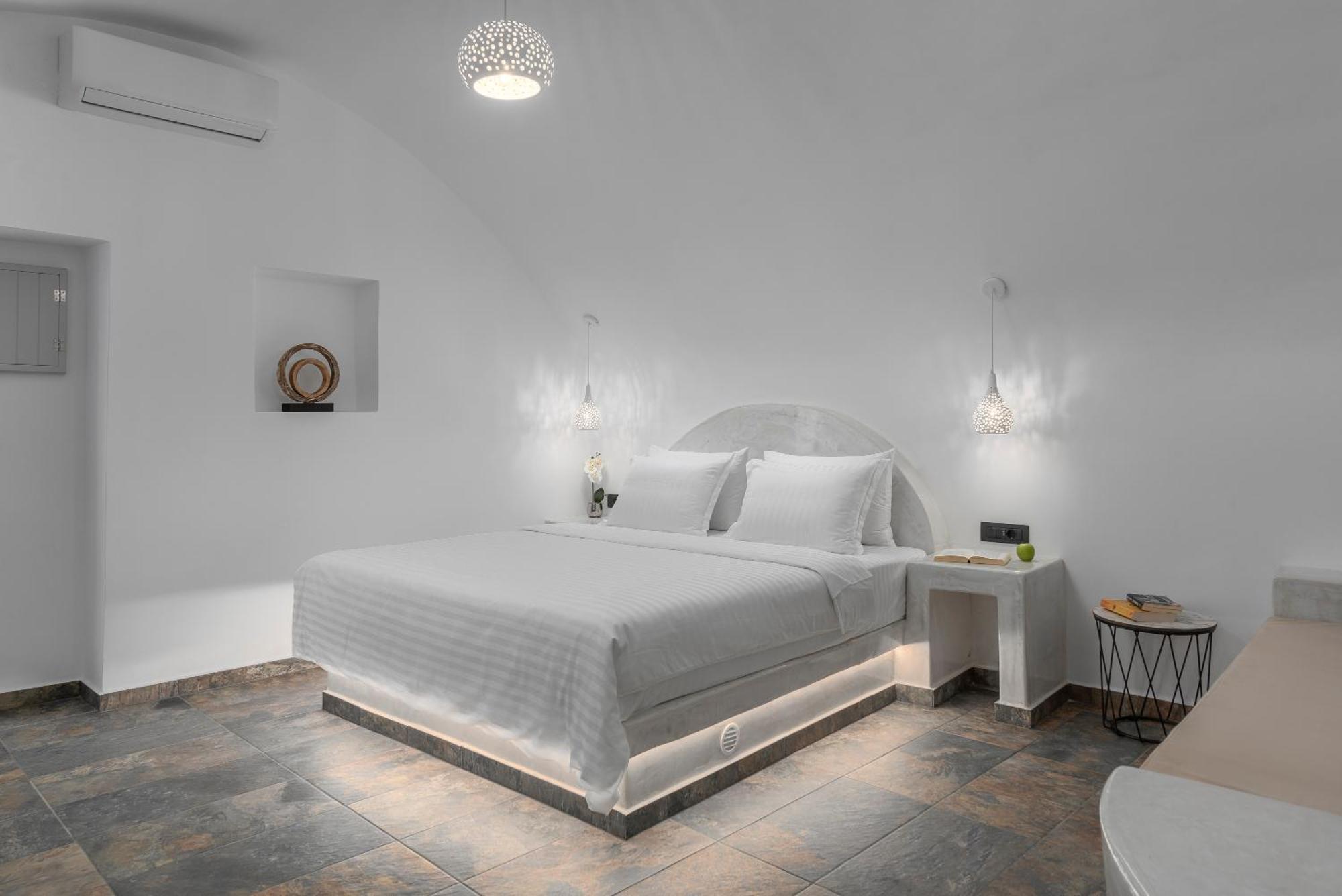 Sole D'Oro Luxury Suites Oia  Room photo