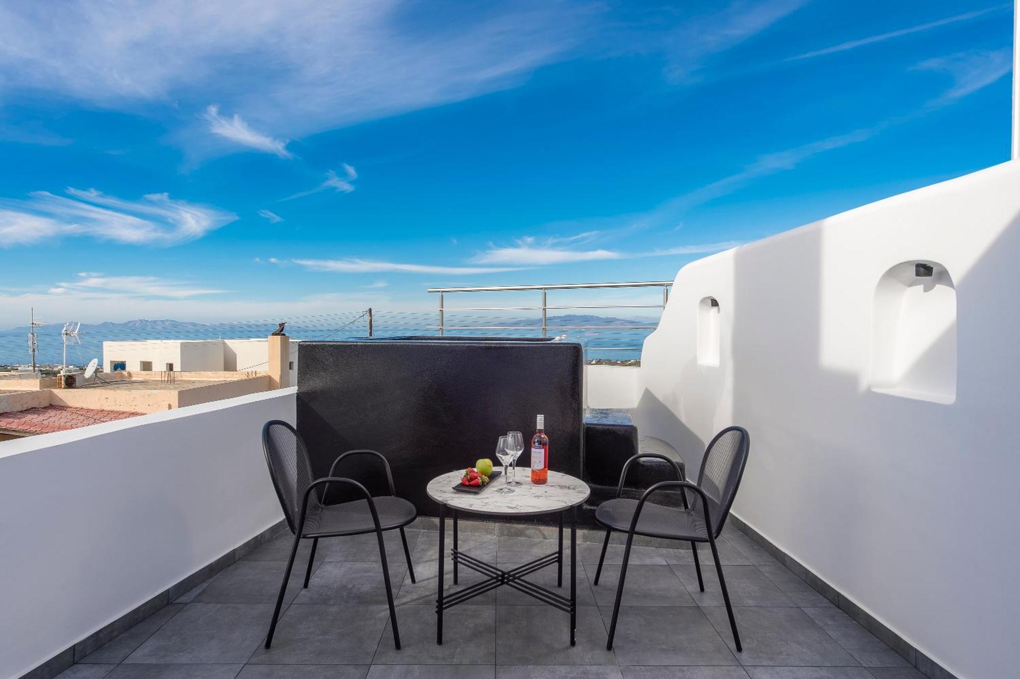 Sole D'Oro Luxury Suites Oia  Room photo